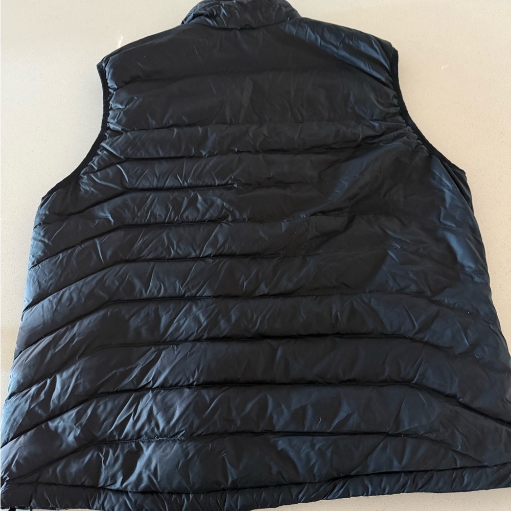 Eddie Bauer Men's Black Puffer Vest Size Large - Picture 5 of 10